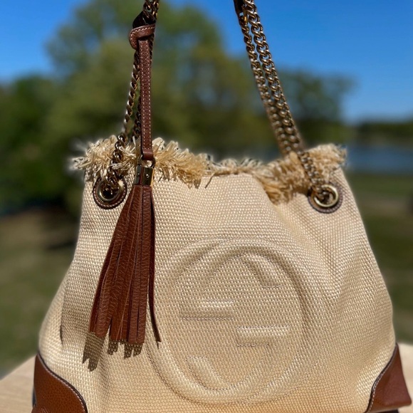 Gucci
Medium Raffia Soho Chain Tote - Picture 5 of 5